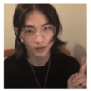 Hyunjin🤓☝️🐬 ☜ ČrÃzy_ 18