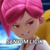 SENYUM LICIK