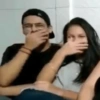 Segurando o riso