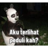 Aku terlihat peduli kah?