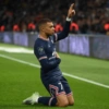 Mbappe 15